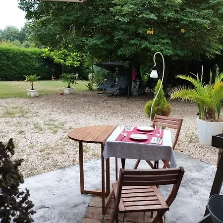Bed and Breakfast Au Coeur De Menesterol Emotion 3*