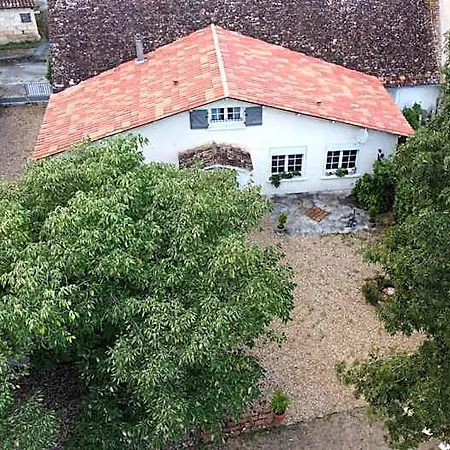 Bed & Breakfast Au Coeur De Menesterol Emotion Montpon-Menesterol