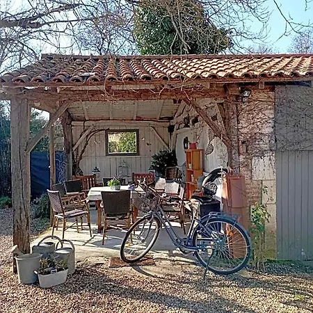 Au Coeur De Menesterol Emotion Bed & Breakfast Montpon-Menesterol